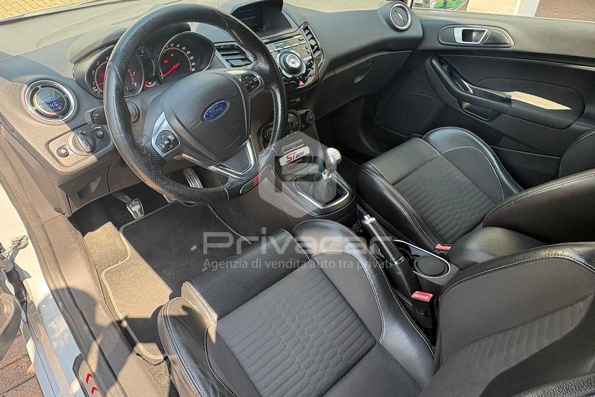 FORD Fiesta 1.6 200CV 3 porte ST 200