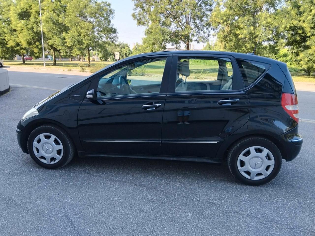 Mercedes-benz A 180 automatica