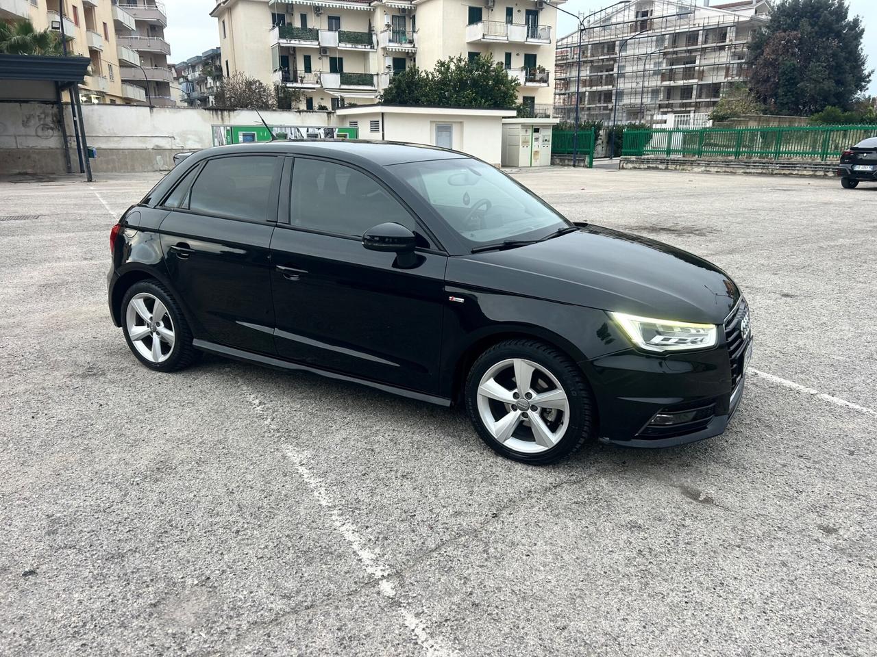 Audi A1 1.4 TDI ultra S tronic line