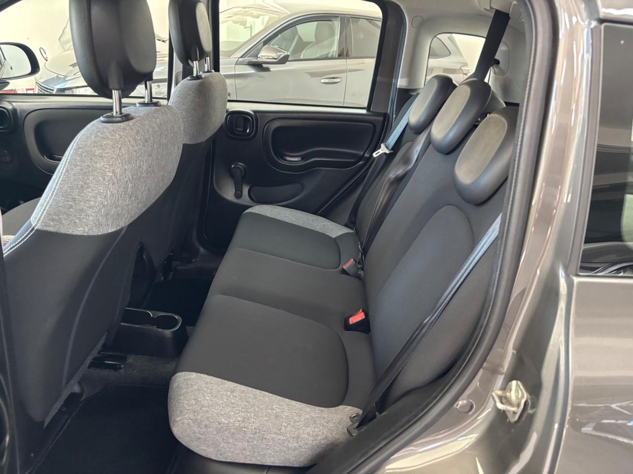 Fiat Panda 1.0 FireFly S&S Hybrid Garmin