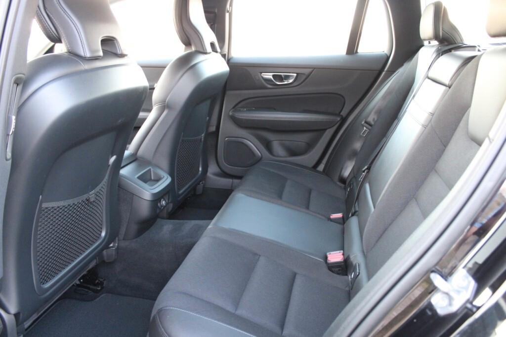 Volvo V60 2.0 D3 Geartronic *PELLE *RETROCAMERA