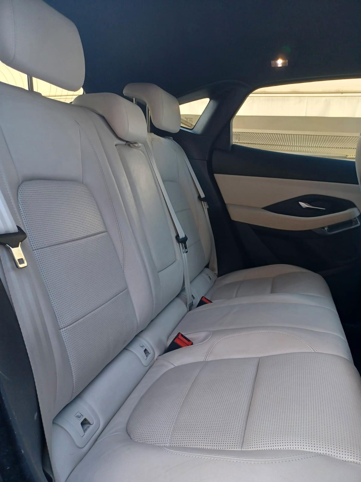 Jaguar E-Pace 2.0D 180 CV AWD aut. R-Dynamic