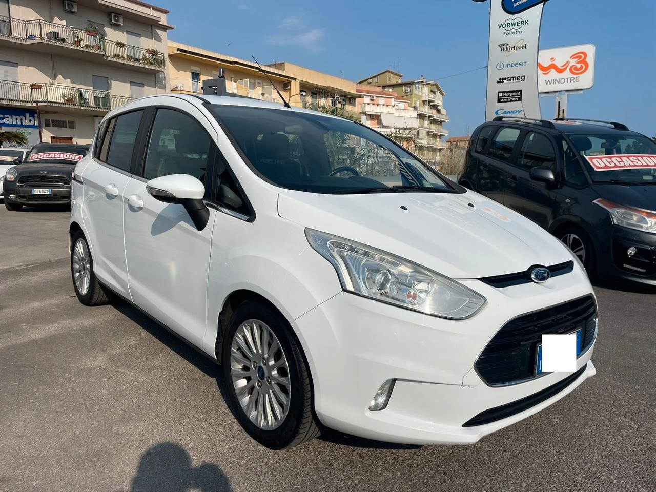 Ford B-Max 1.4 90 CV GPL Business Titanium