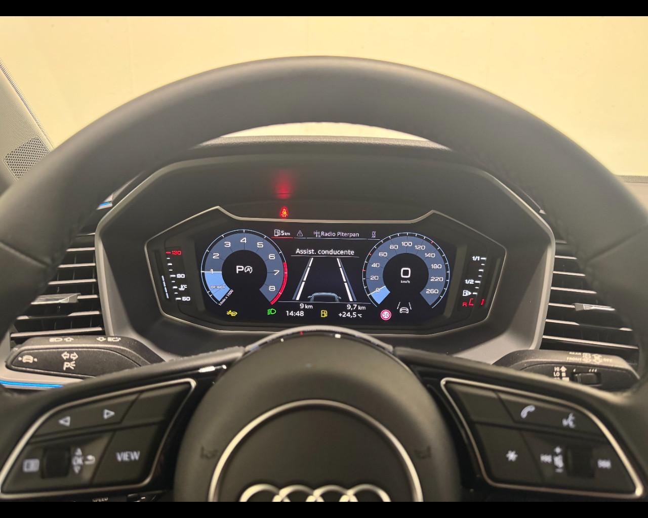 AUDI A1 ALLSTREET 30 TFSI S-TRONIC IDENTITY CONTRAST