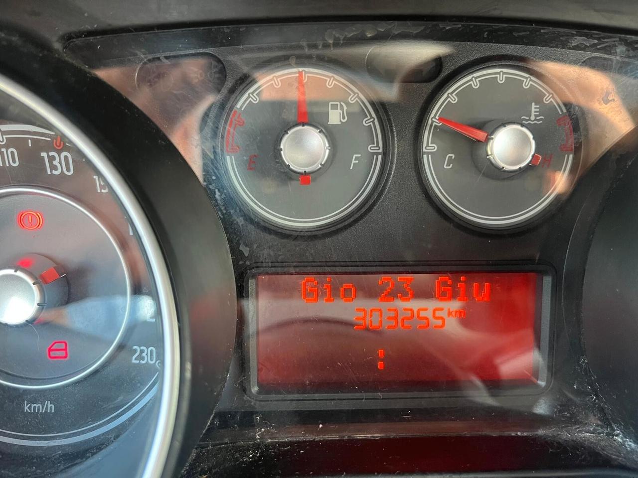 Fiat Punto 1.3 MJT II 75 CV 5 porte