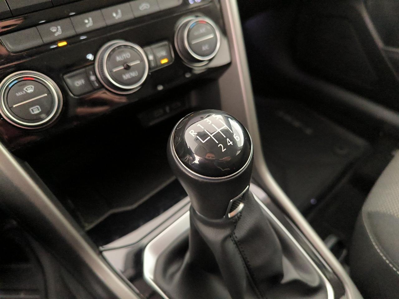 Volkswagen T-Roc 1.0 tsi style 110cv