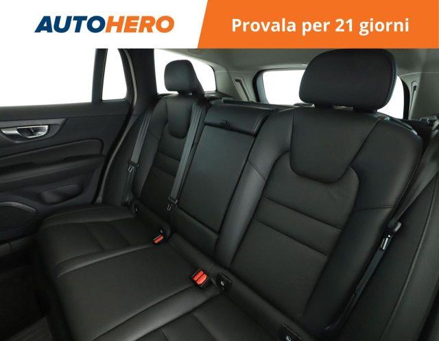 VOLVO V60 B4 (d) automatico Plus Dark