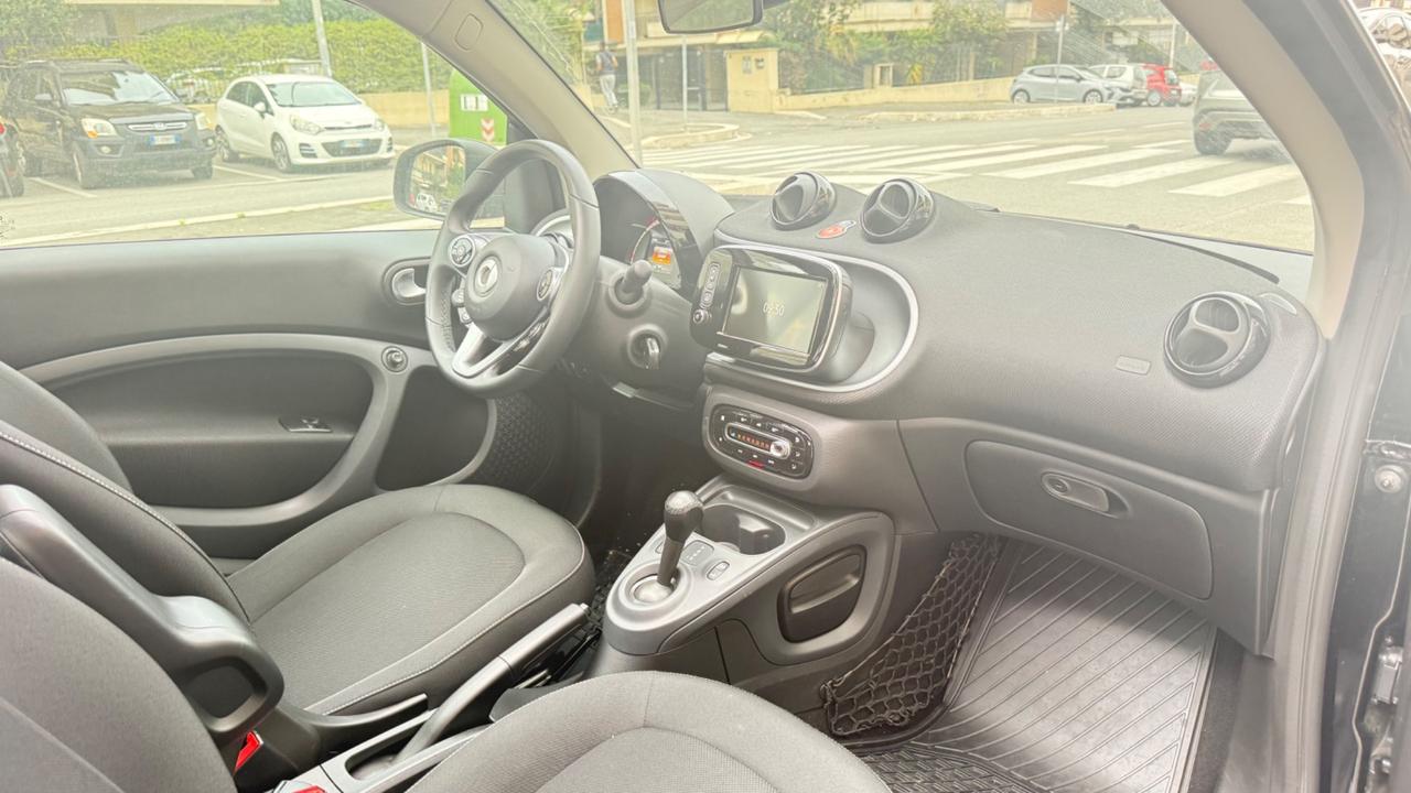 Smart ForTwo 70 1.0 twinamic cabrio Passion LED NAVI SEDILI RISCALDATI PDC BLUETOOTH CERCHI 15
