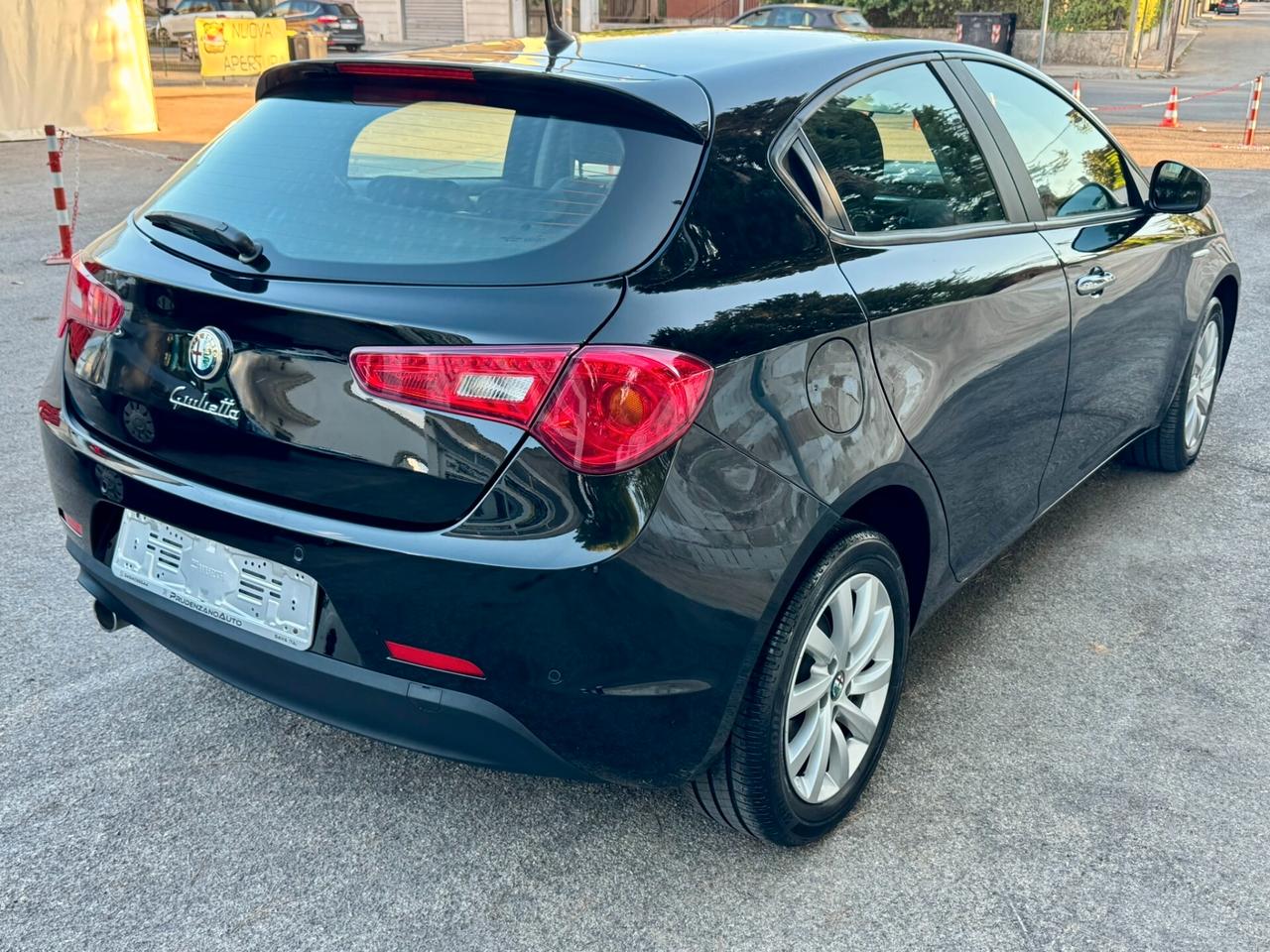 Alfa Romeo Giulietta 1.6 JTDm-2 105 CV Distinctive