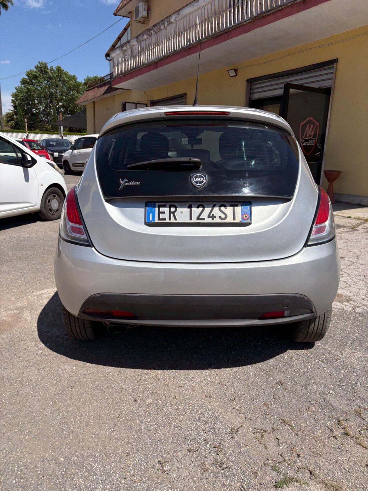 Lancia ypsilon 1.2 gold