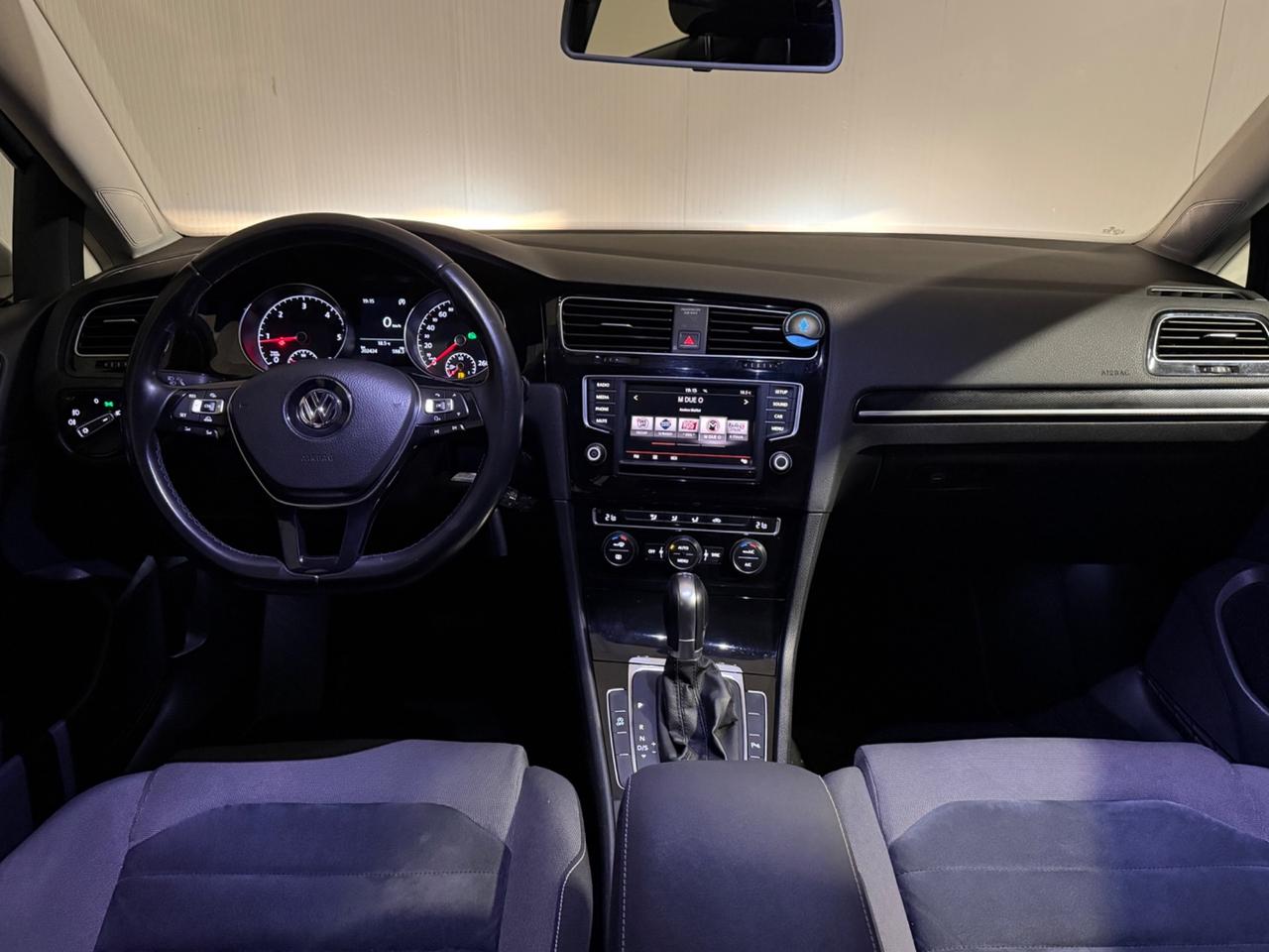 Volkswagen Golf 1.6 TDI 110 CV DSG 5p. Business BlueMotion Technology