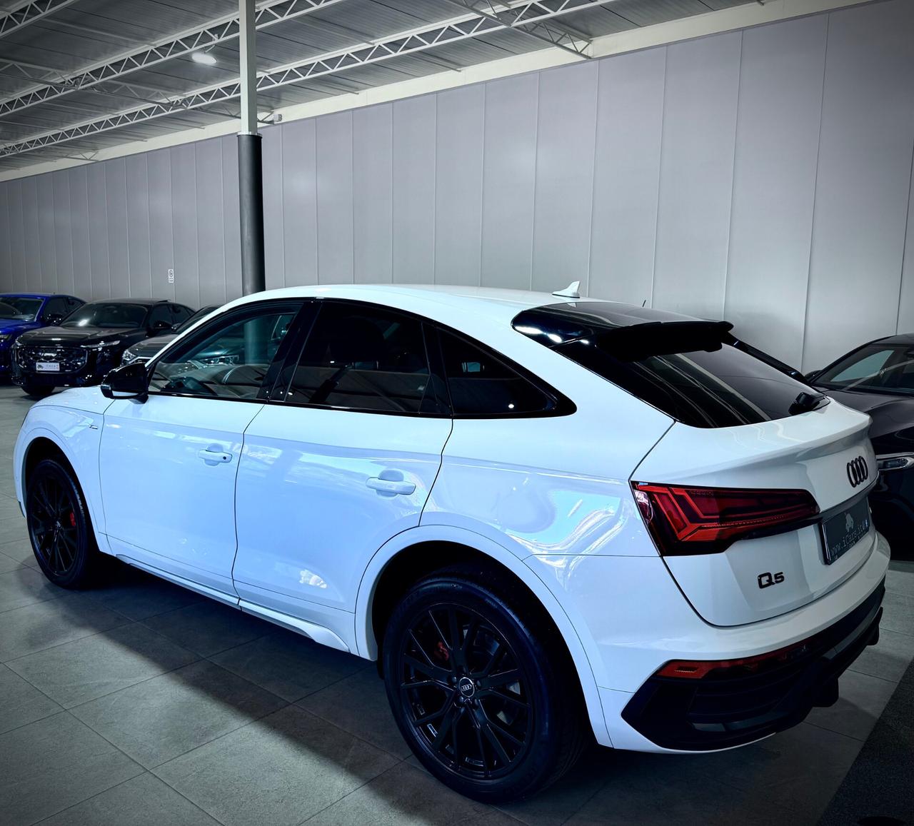 Audi Q5 SPBK 2.0 TDI 204CV Quattro S-Tronic S-Line