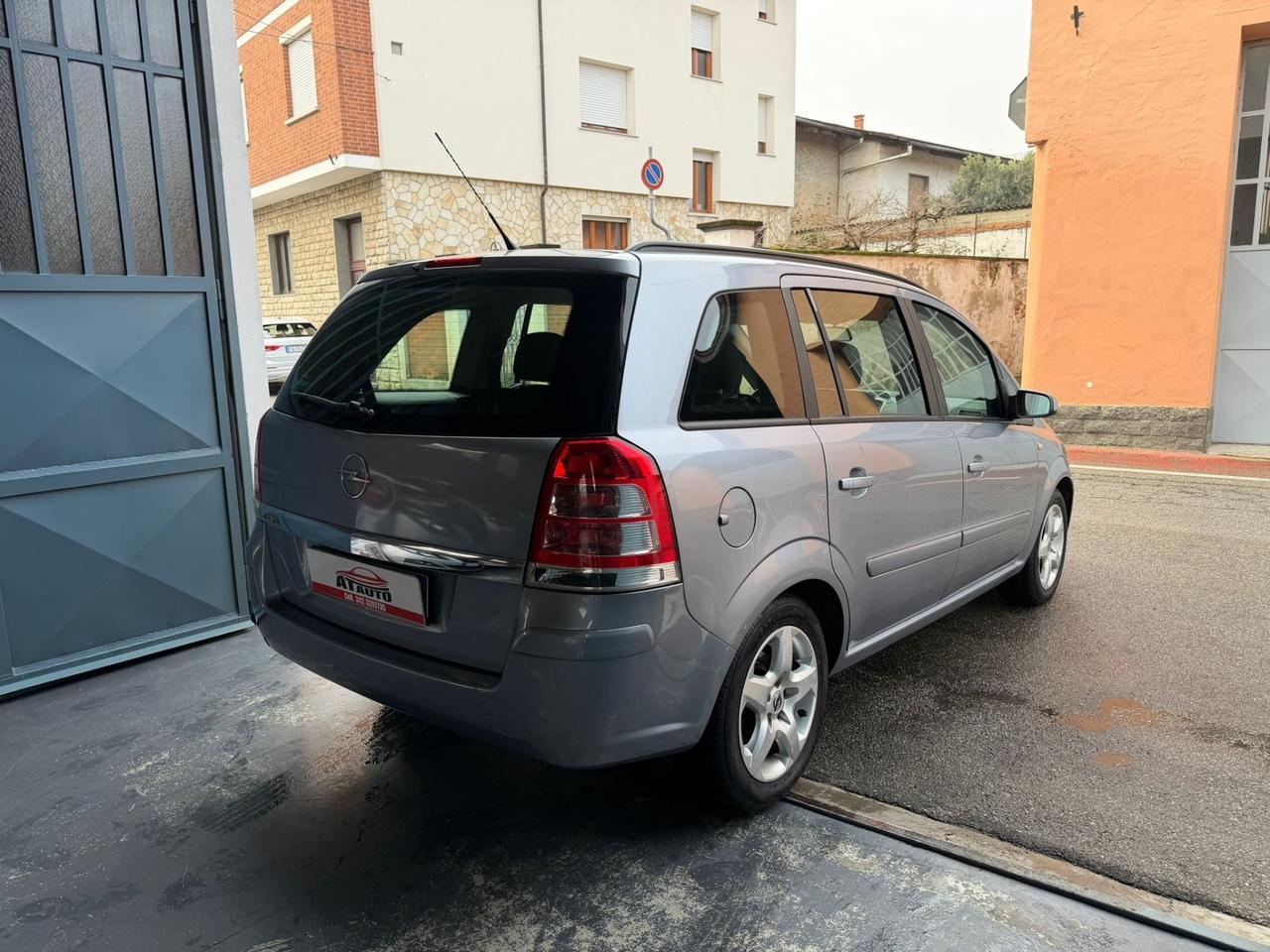 Opel Zafira 1.6 16V Cosmo GPL