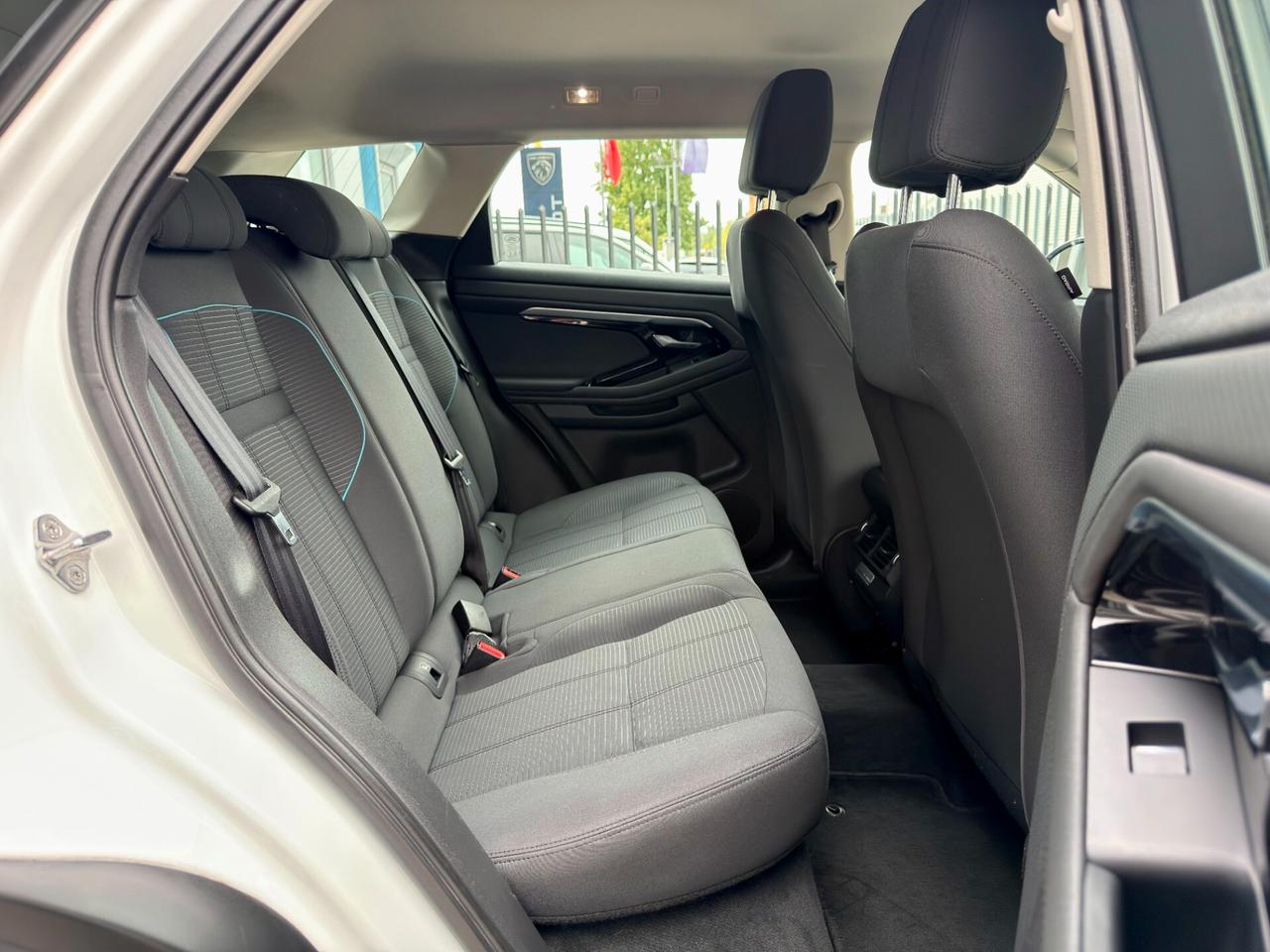 Land Rover Range Evoque 2.0D I4-L.Flw 150 CV AWD Auto SE