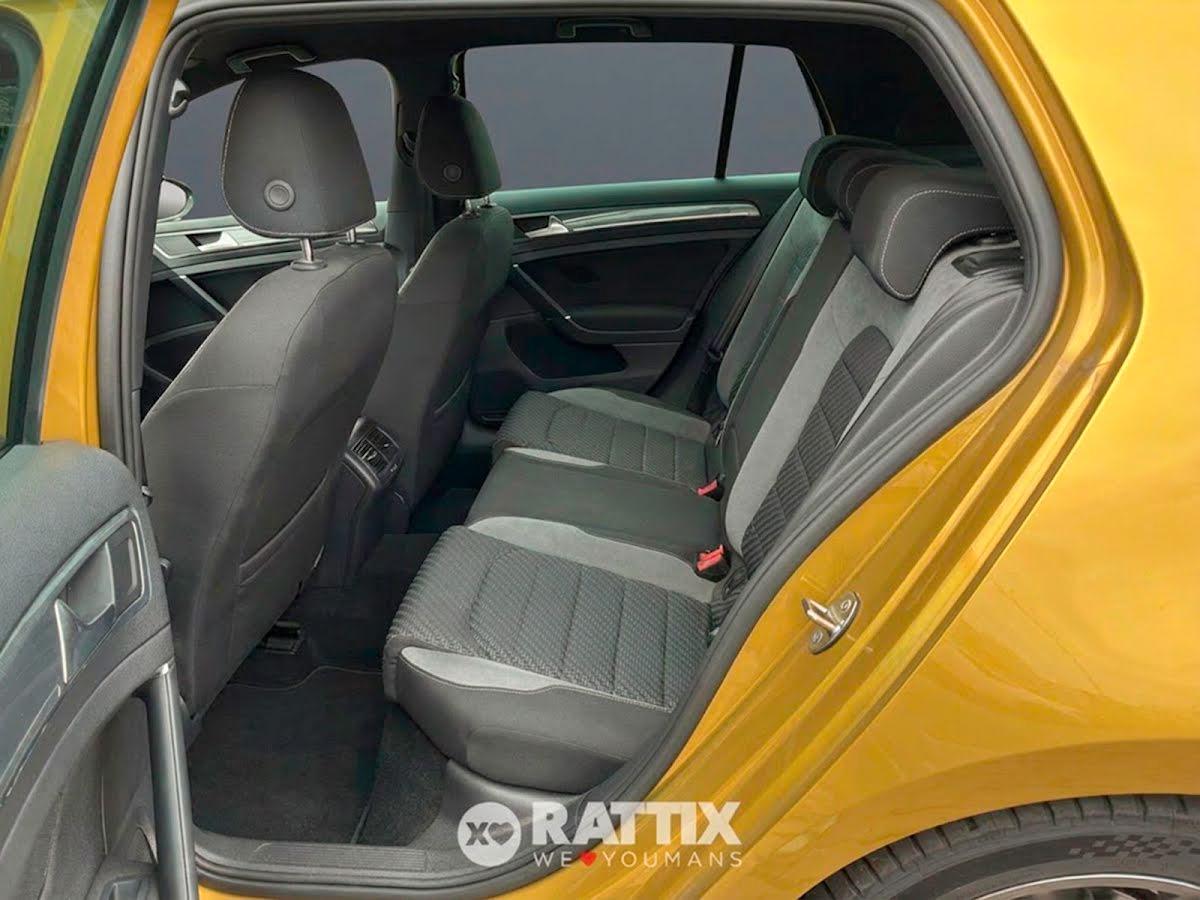 Volkswagen Golf 1.5 TSI 150CV R-Line