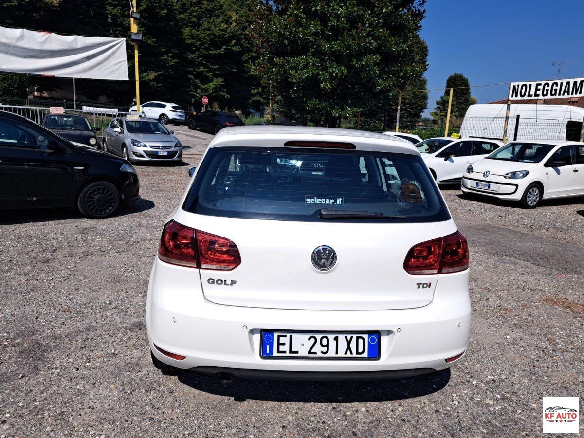 VOLKSWAGEN - Golf 1.6 tdi Highline 5p