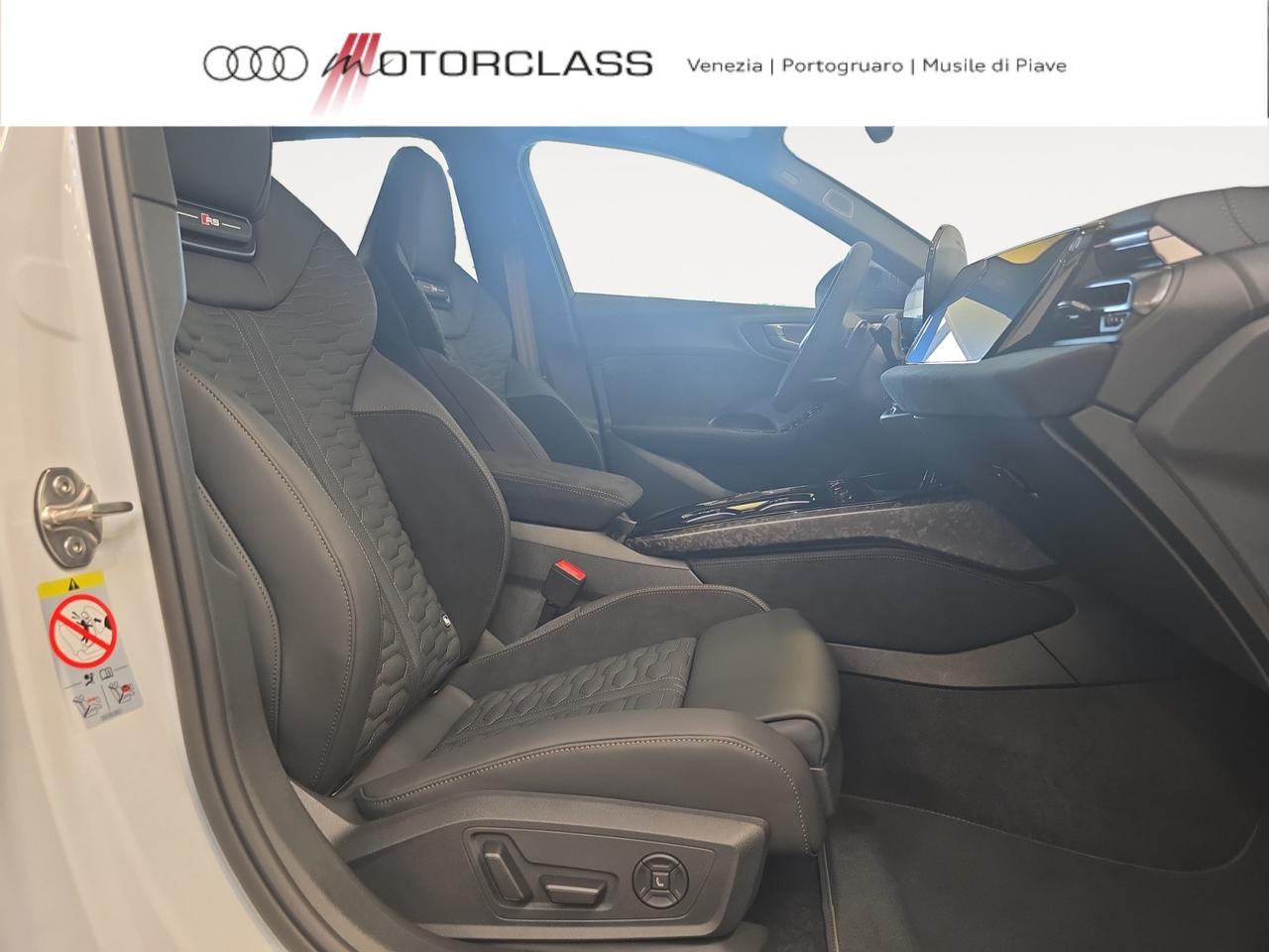 Audi RS5 avant 2.9 v6 phev 639cv tiptronic
