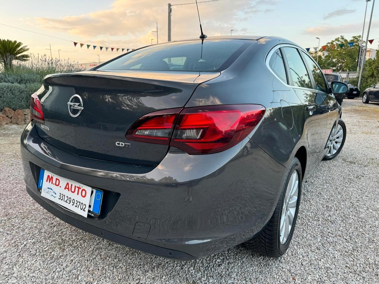 Opel Astra 1.7 CDTI 130CV 2014 GARANZIA