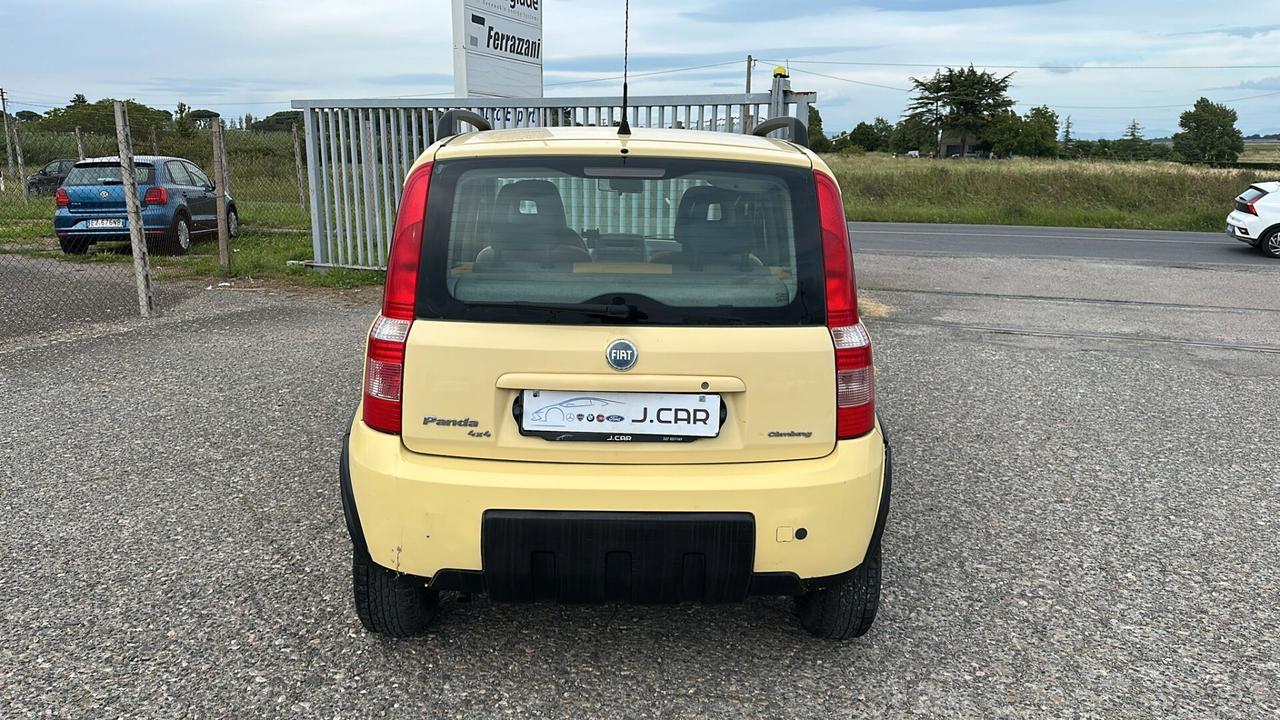 Fiat Panda 1.2 4x4 Climbing