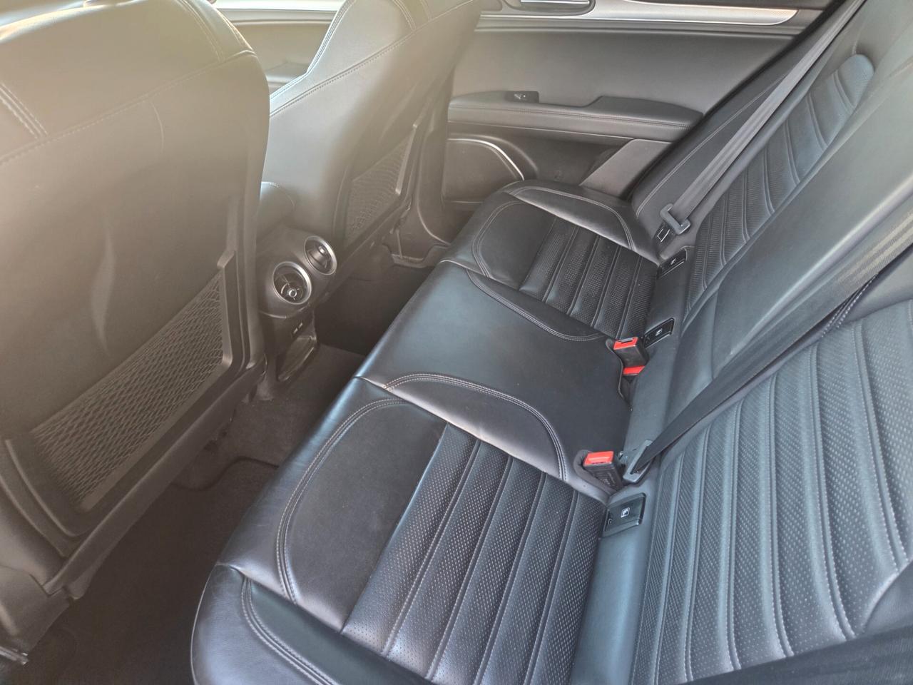 Alfa Romeo Stelvio 2.2 T.D 180 CV AT8 Q4 Executive VETTURA PER OPERATORI DEL SETTORE