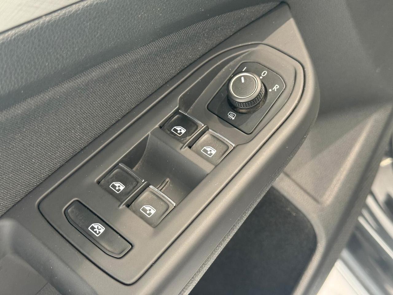 VOLKSWAGEN GOLF 2.0 116 CV UNI PROPIETARIO 2021