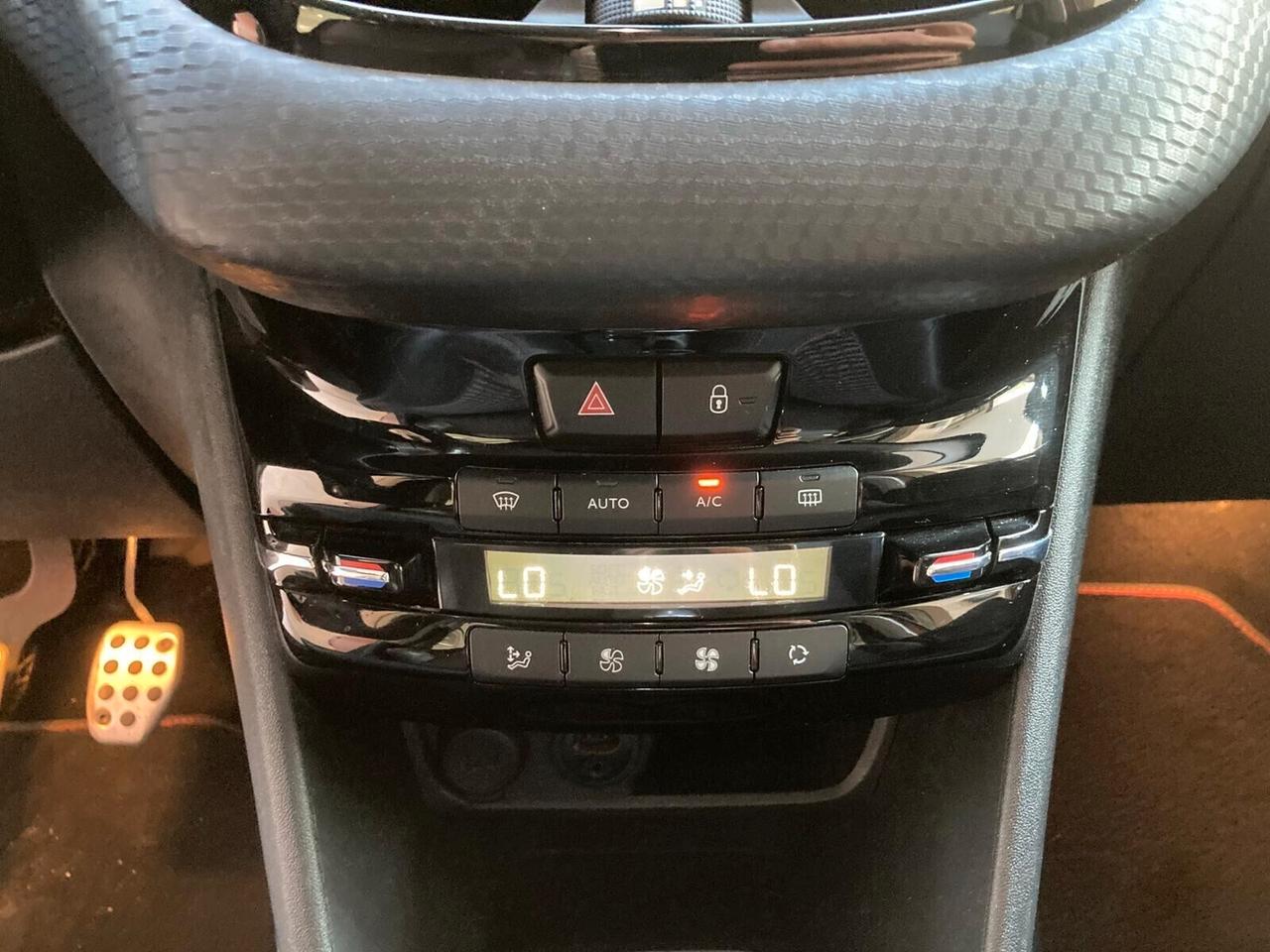 Peugeot 2008 1.6BlueHDi -X NEOPATENTATI- 2017
