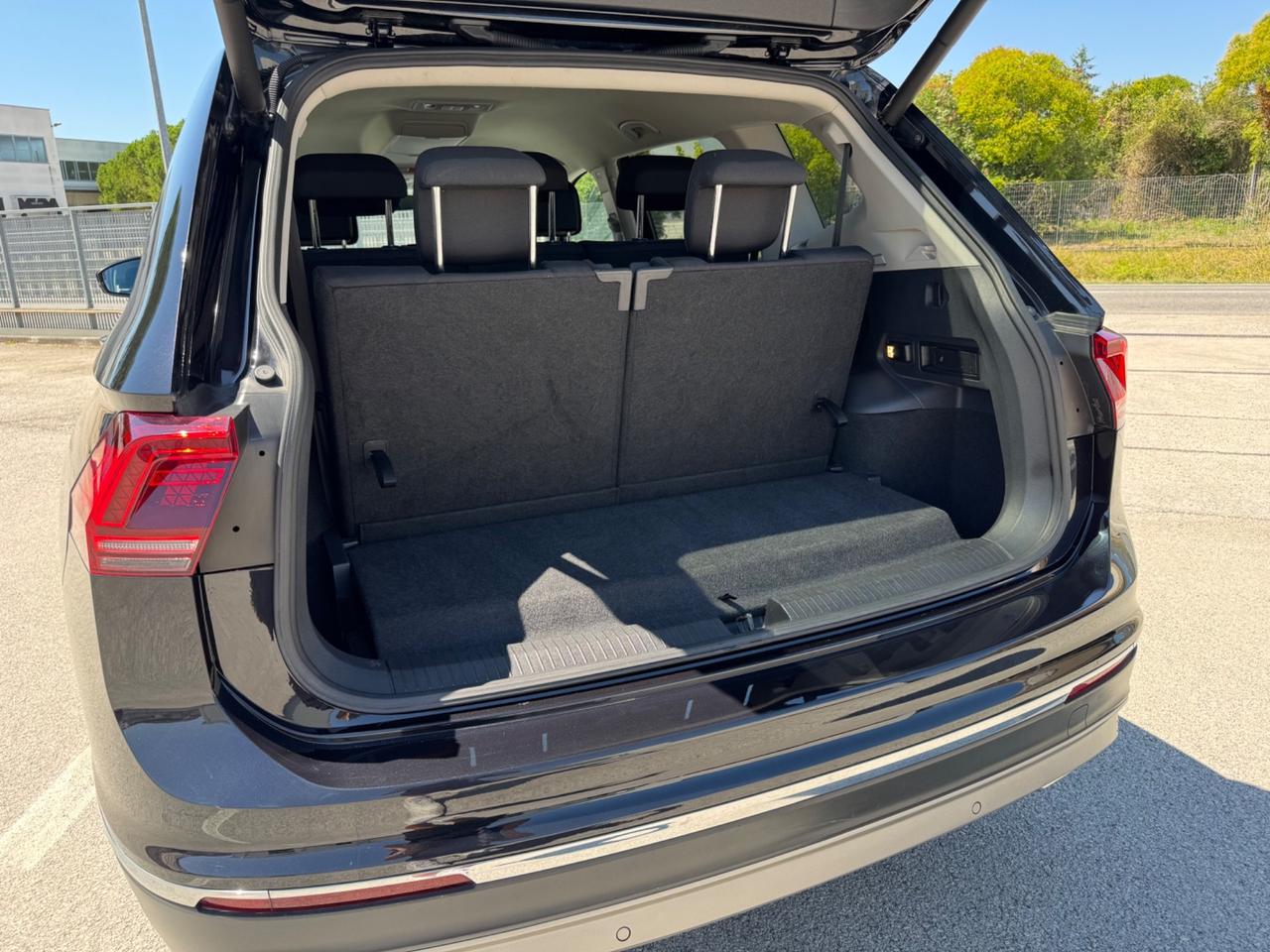 Volkswagen Tiguan Allspace 2.0 TDI SCR DSG 4MOTION Advanced