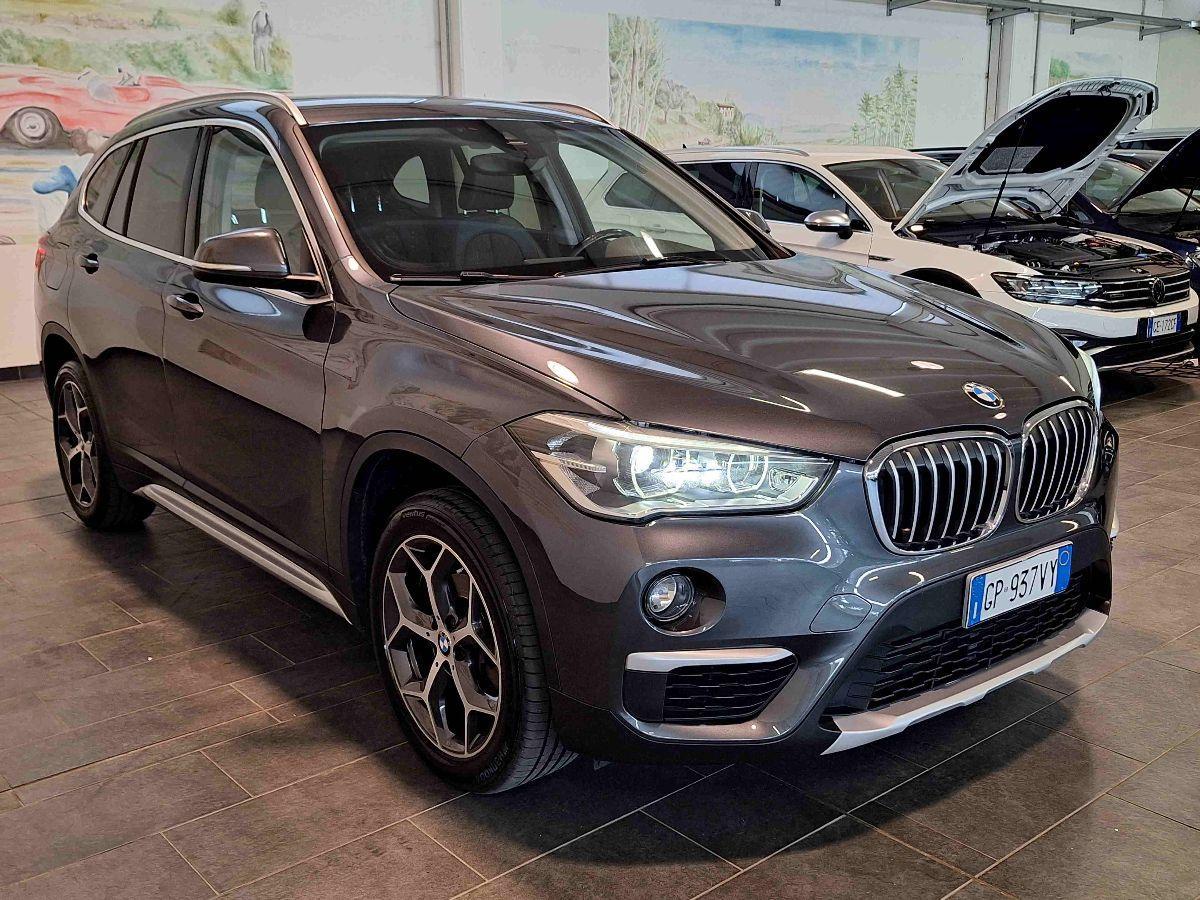 BMW X1 sDrive16d xLine - PELLE - VETRI SCURI - TAGLIANDI BMW - Euro6/d TEMP - GARANZIA