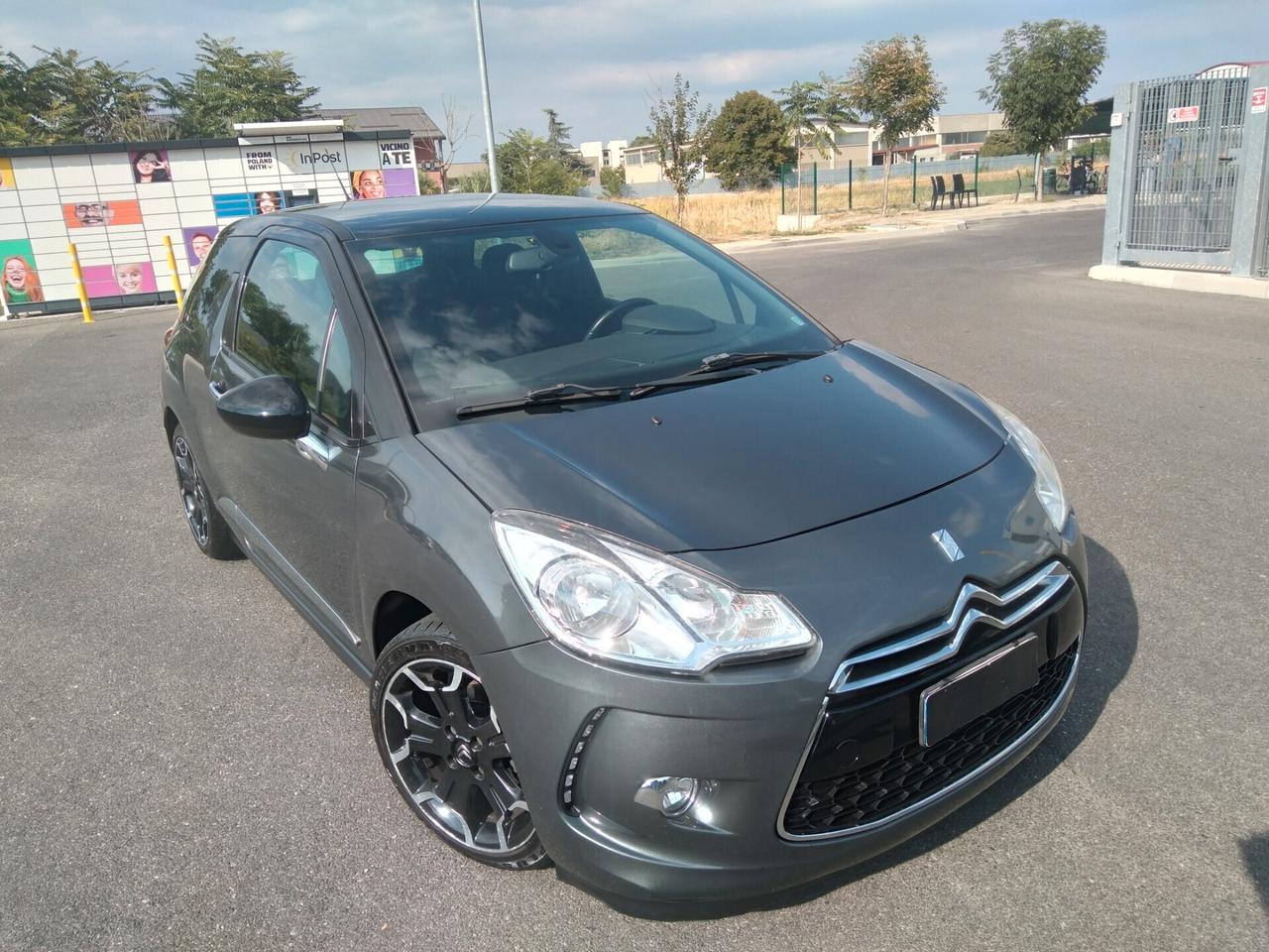 DS3 1.4 HDi 68cv sport-chic x neopatentati