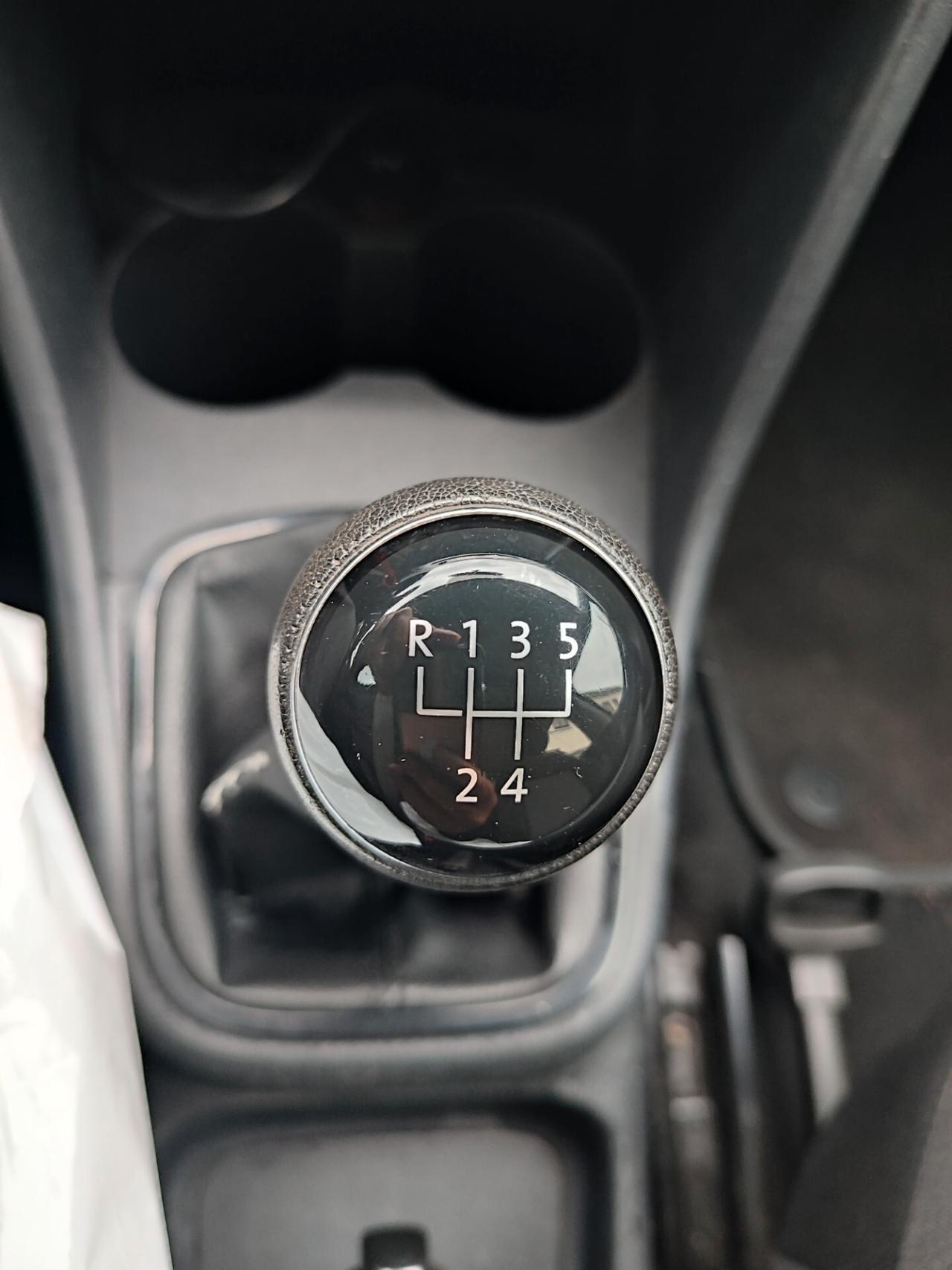 VOLKSWAGEN POLO 2014 1.2BENZINA GOMMATA ED TAGLIANDATA