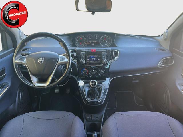 LANCIA Ypsilon 1.2 69 CV 5 porte Gold