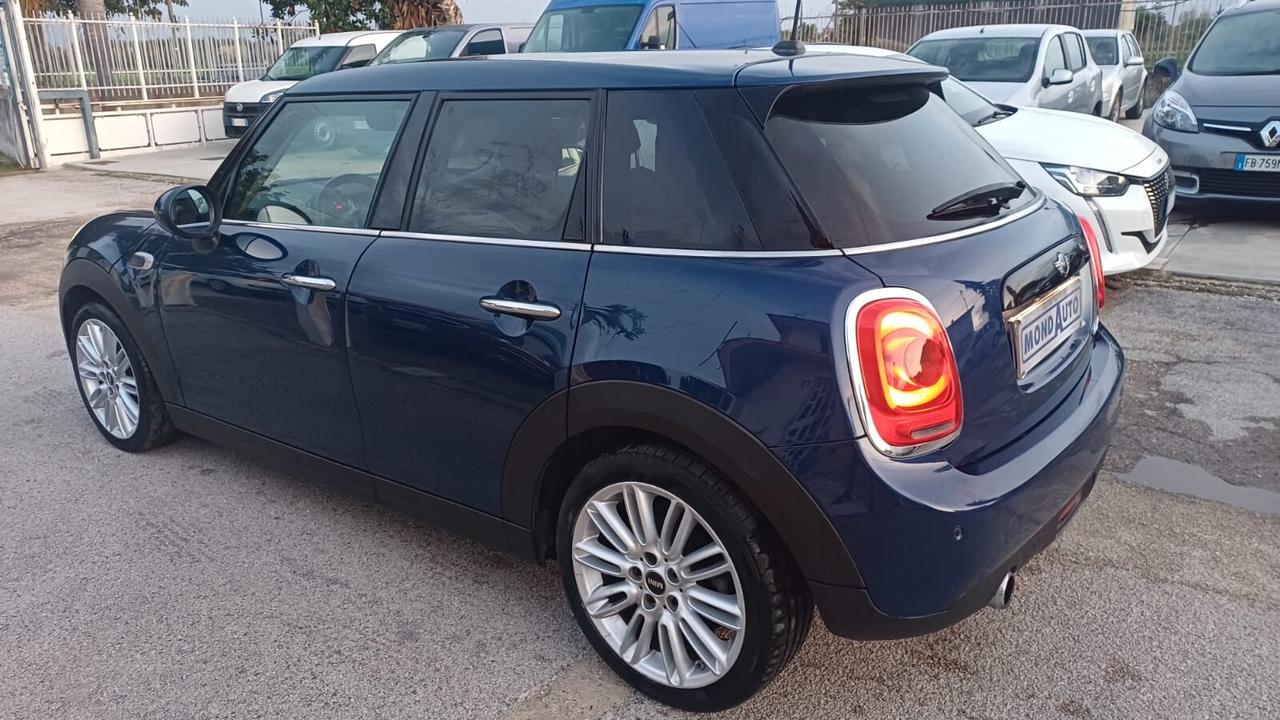 Mini COOPER D 1.5 2017 FULL OPTIONAL SOLO 49MILA KM LED F56