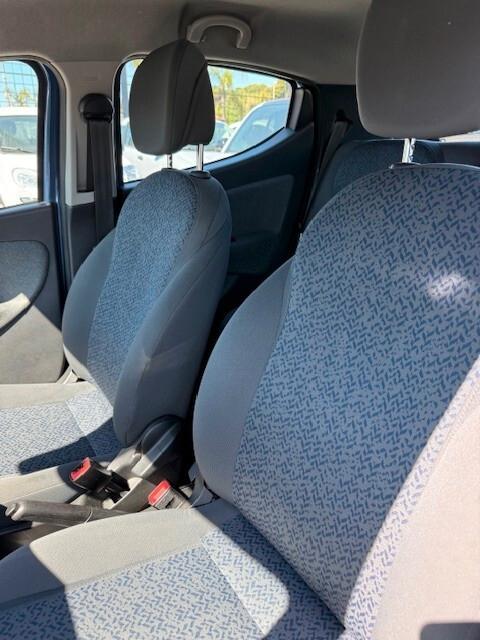 Lancia Ypsilon 1.0 FireFly 5 porte S&S Hybrid Ecochic A. Ferretti