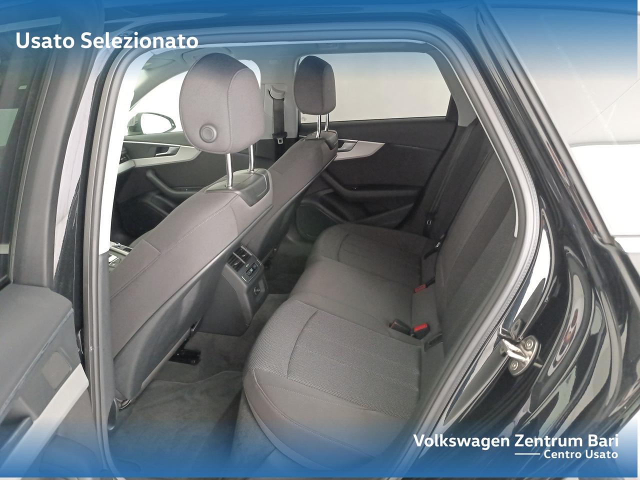 Audi A4 avant 35 2.0 tdi mhev business advanced 163cv s-tronic