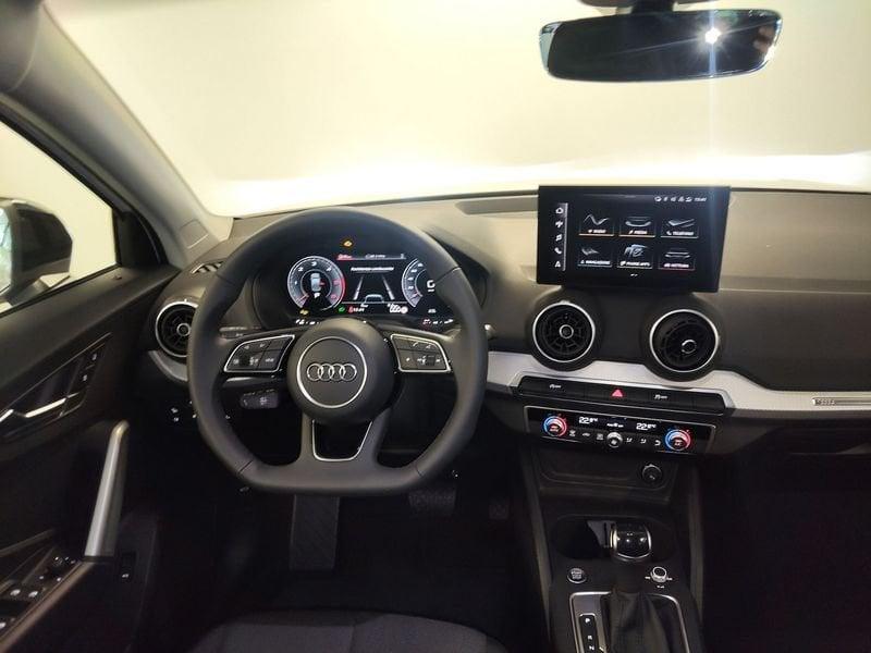 Audi Q2 Q2 35 2.0 tdi Identity Black s-tronic