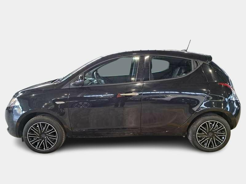 LANCIA YPSILON 1.0 HYBRID 5P