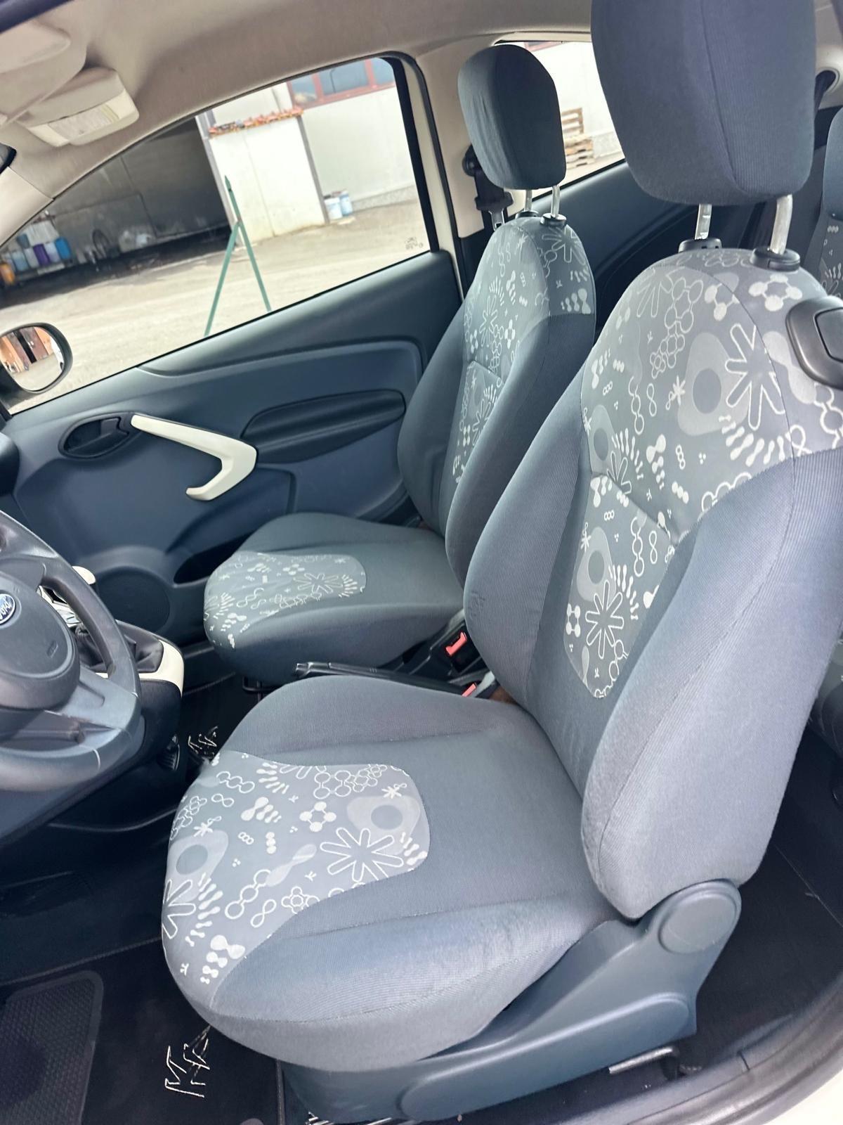 Ford Ka 1.3 TDCi 75CV Titanium