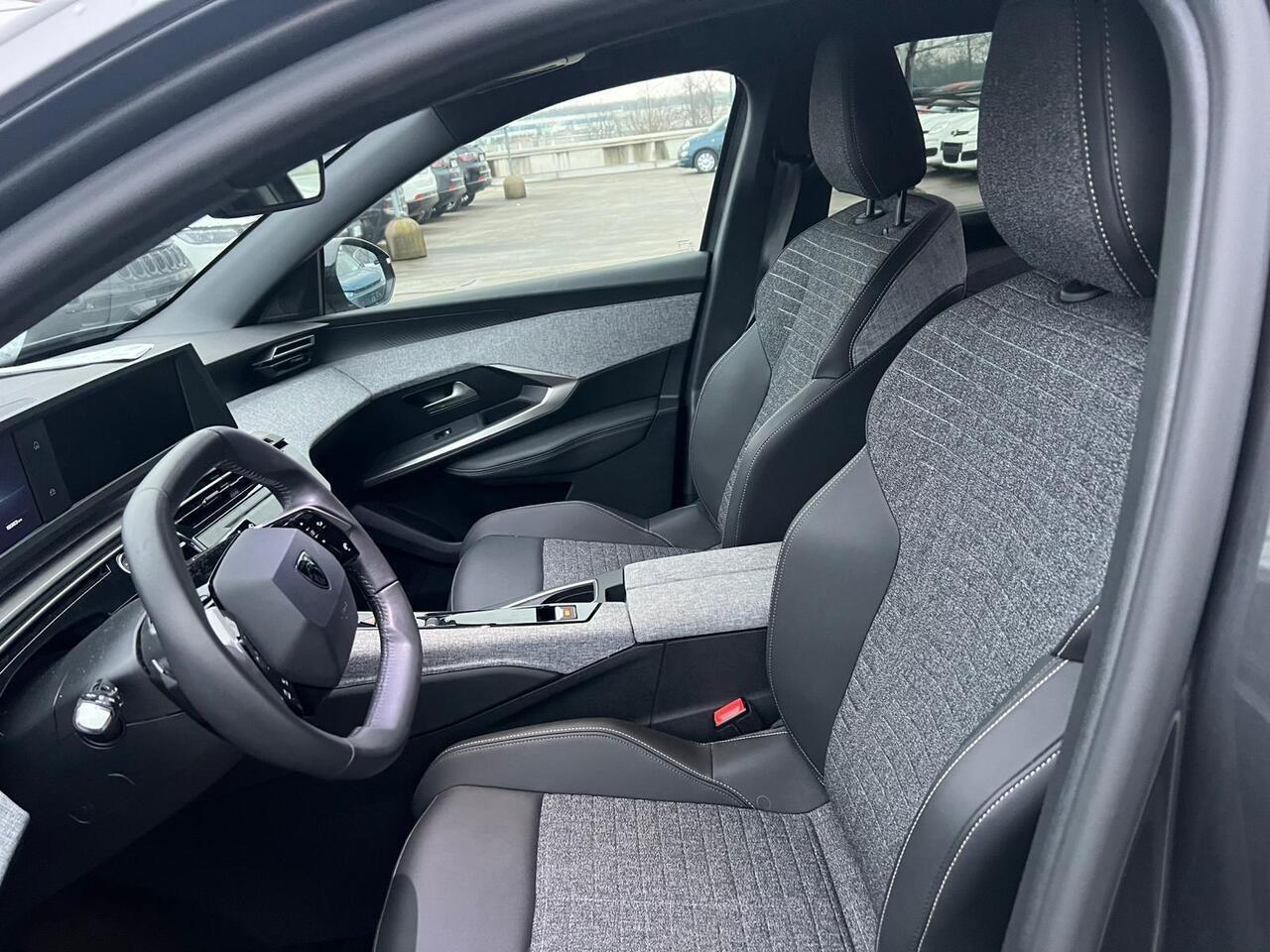 PEUGEOT 5008 III 2024 - 5008 1.2 hybrid GT 145cv 7p.ti e-dcs6