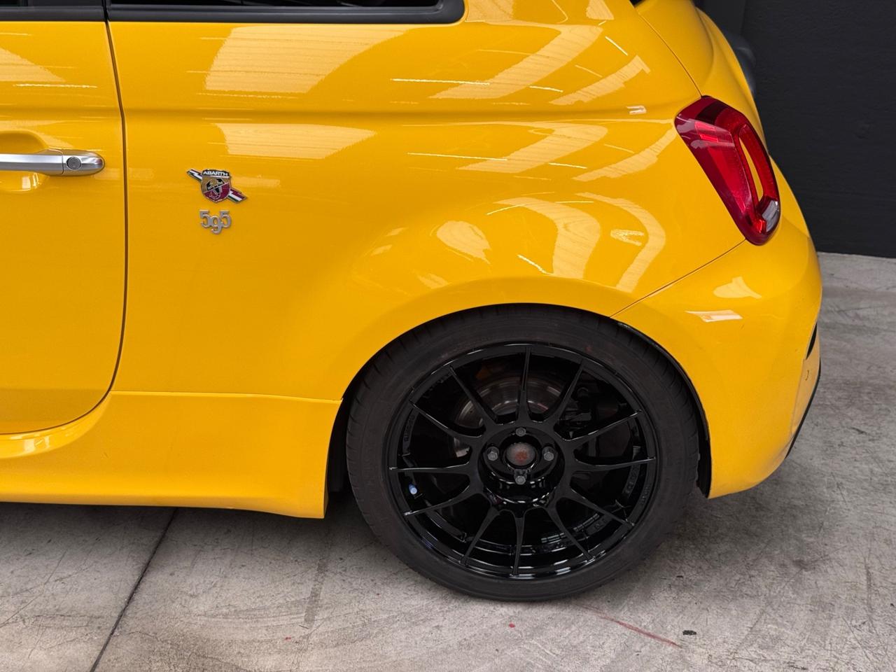 Abarth 595 1.4 Turbo T-Jet 160 CV Pista