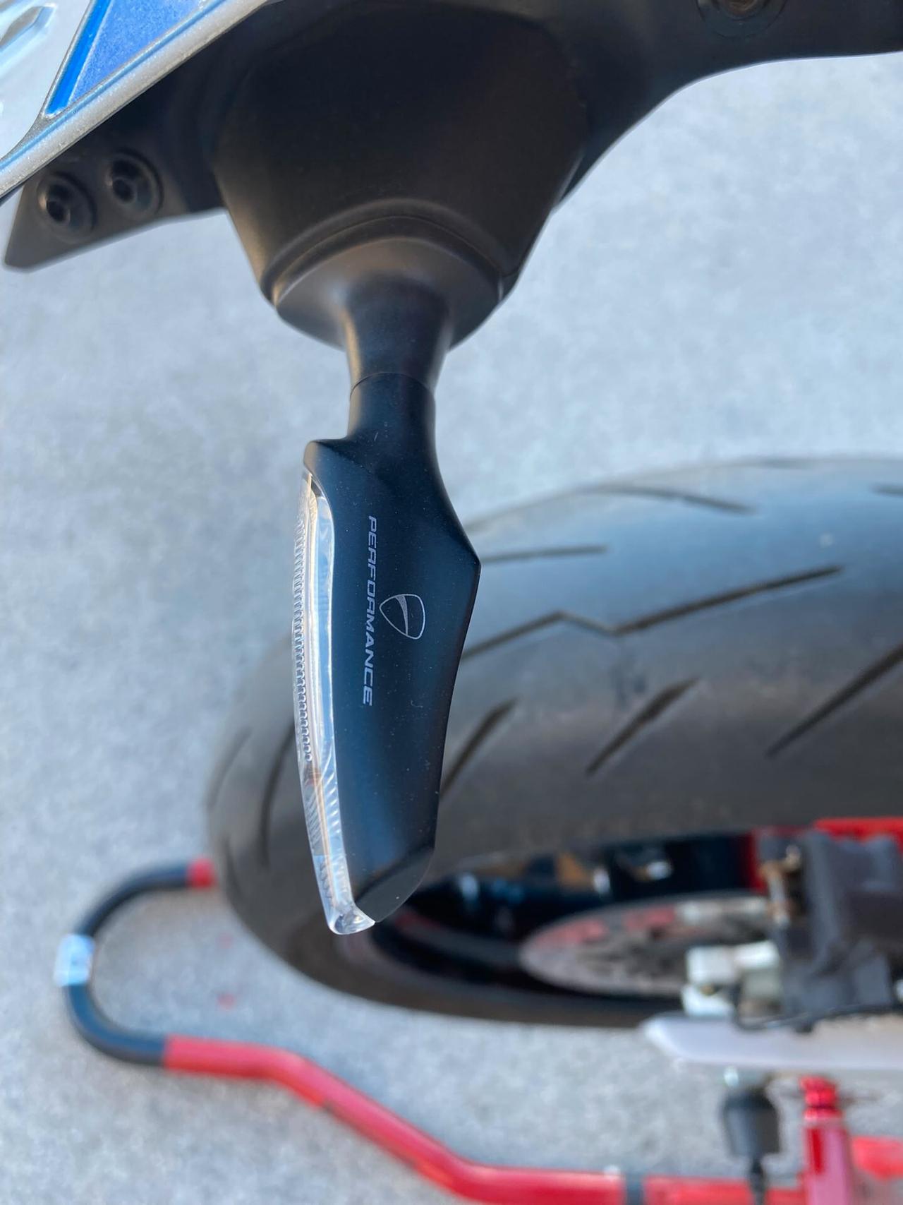 Ducati Hypermotard 698 mono RVE