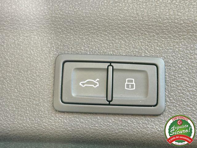 AUDI A6 Avant 45 3.0 TDI quattro ultra S tronic *S-LINE*