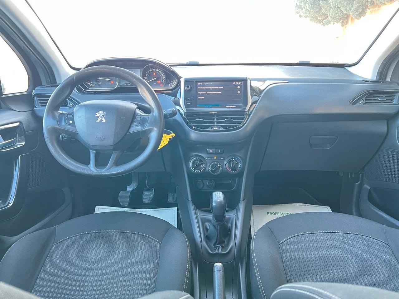 Peugeot 208 1.6 BlueHDi 75 cv 5 porte