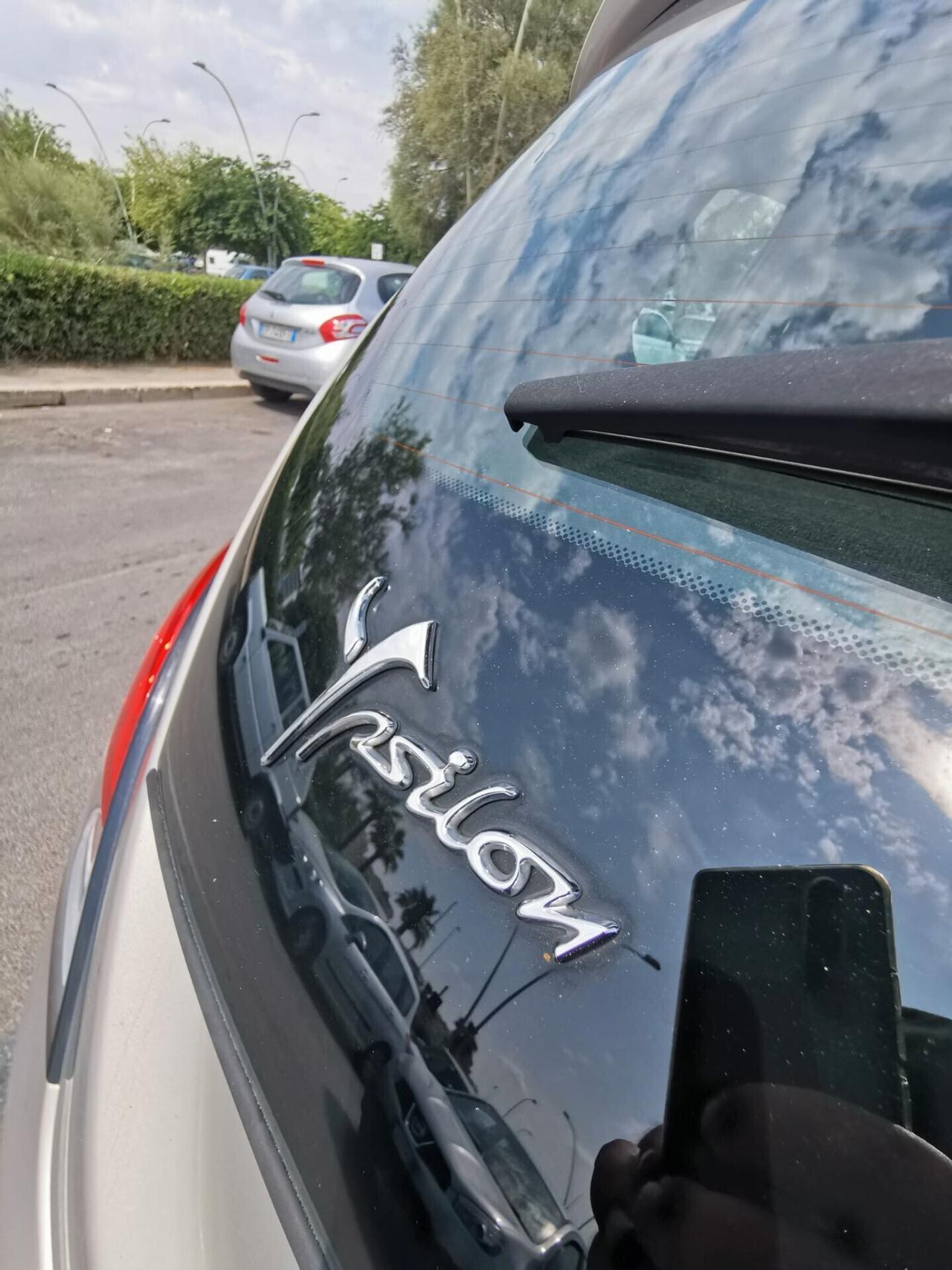 Lancia Ypsilon 1.3 MJT 75 CV Platinum 2011
