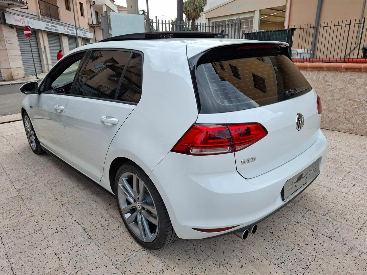 Volkswagen Golf - 2.0 TDI GTD PANO|