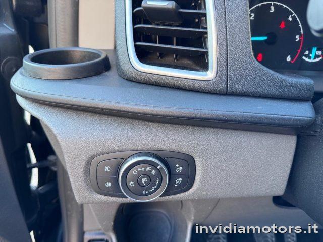 FORD Transit Custom 2.0 170cv PL-N1 6posti Autocarro Titanium