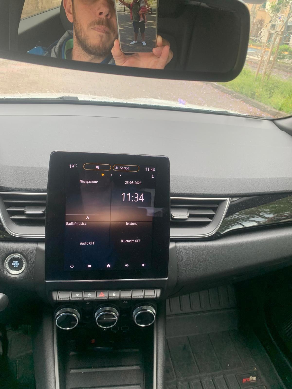 Renault Captur Plug-in Hybrid E-Tech 160 CV Rive Gauche