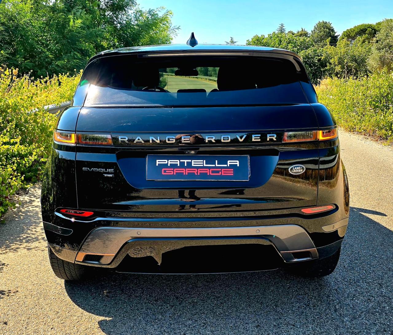RANGE ROVER EVOQUE 2.0d i4 MHEV R-DYNAMIC AWD 150cv