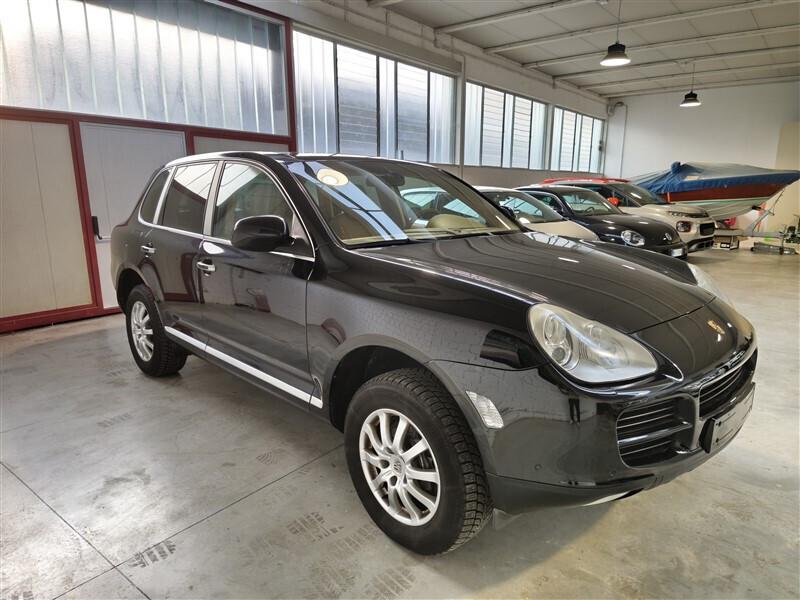 Porsche Cayenne 3.2 V6 cat !!! KM 140.000 !!! ASI in corso