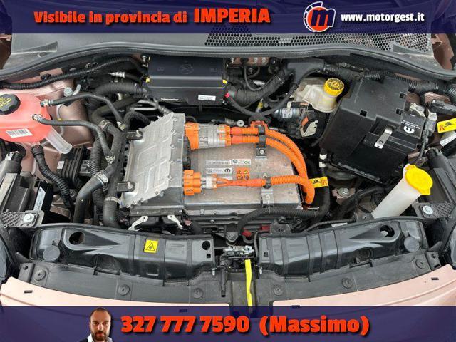 FIAT 500e 3+1 42 kWh La Prima OroRosa