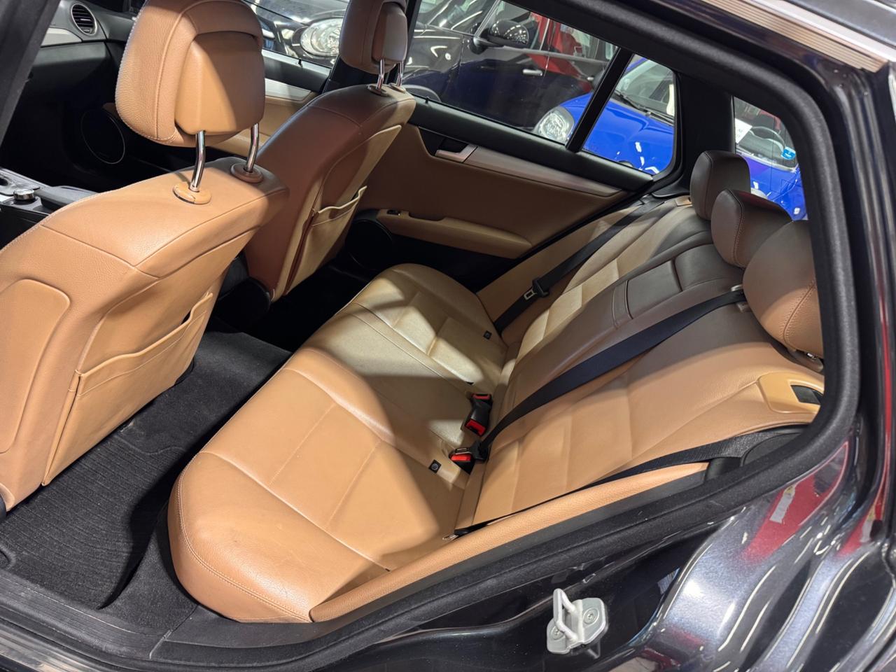 Mercedes-benz C 220 CDI Avantgarde 135.000 KM